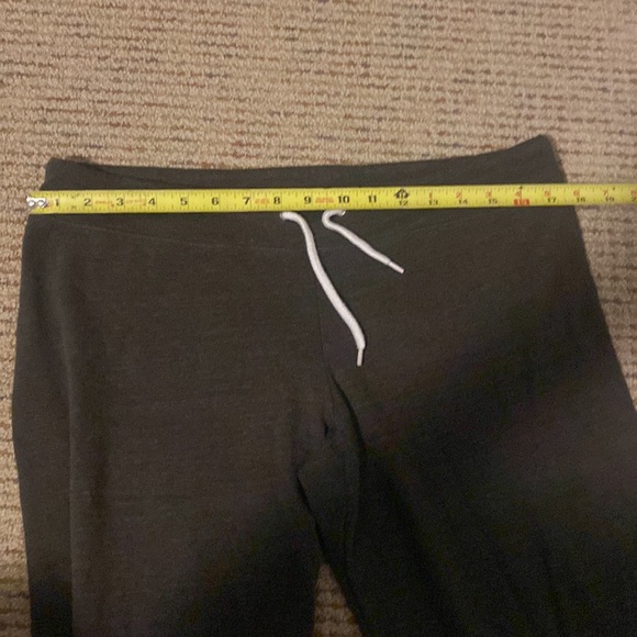 Monrow Sweatpants - Picture 8 of 9